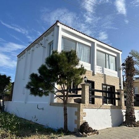 Villa Nikitas Konia Exteriér fotografie